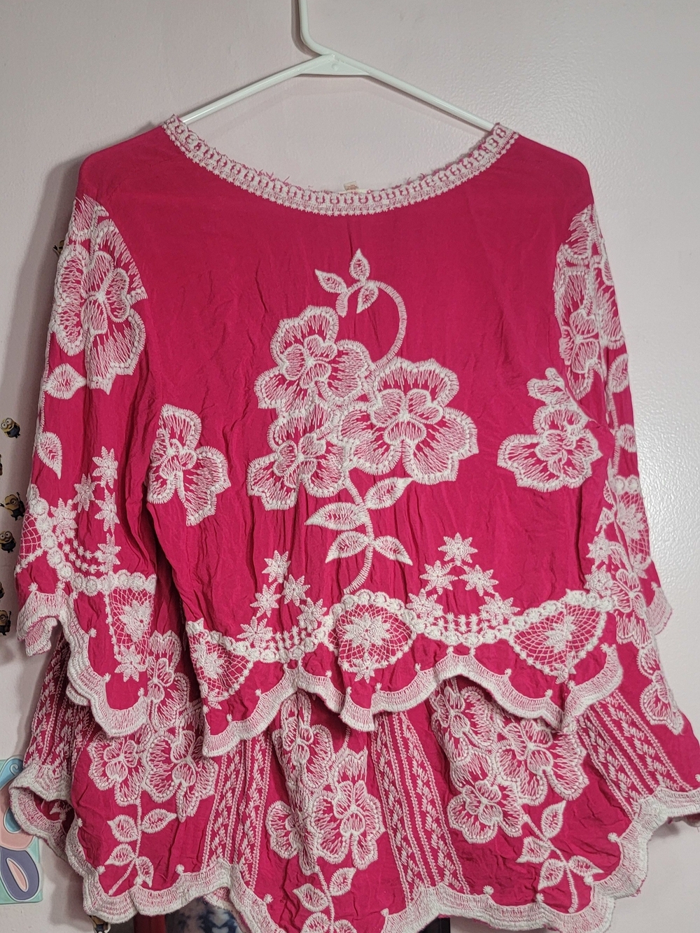 Solitaire Women’s Hot Pink Embroidered Skirt Set Size Medium - Picture 2 of 7